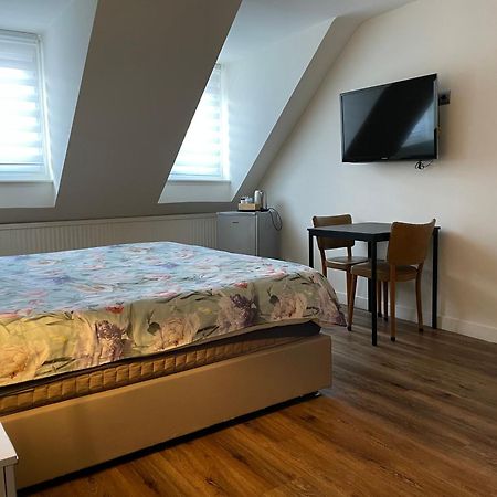 Mg Bb Bed & Breakfast Венло Екстериор снимка
